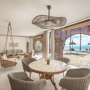 Suite Senior con Cama King con Vistas a la Playa